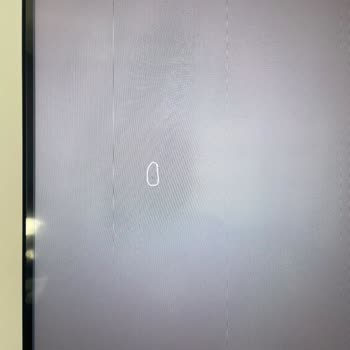 Servisten Gelen Televizyonda Yeni Hasar Ve Uzayan Değişim Süreci