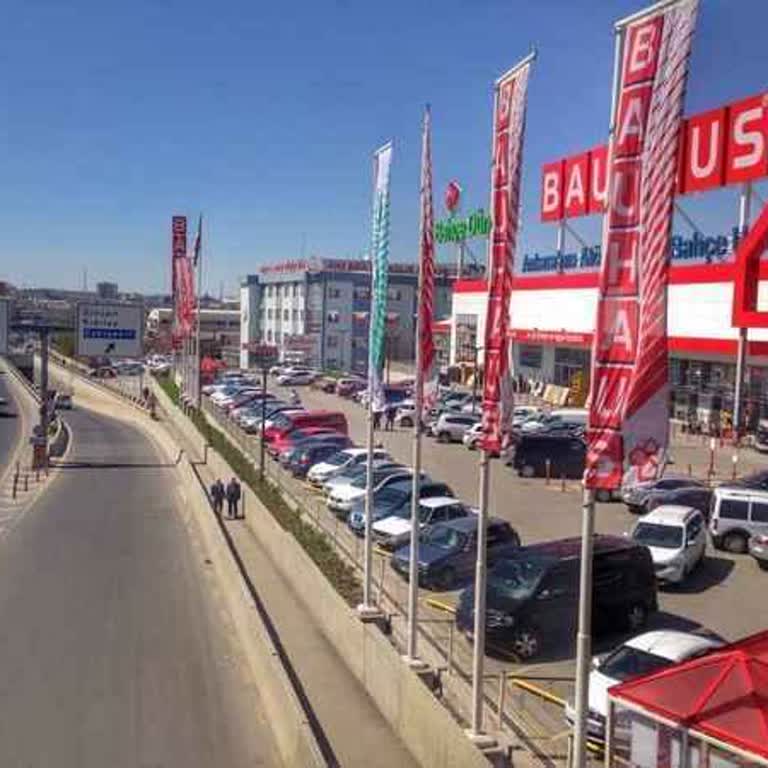 Bauhaus Mağazasındaki Çalışanların Saygısız Ve İlgisiz Tutumu