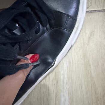 Boyner'den Alınan Calvin Klein Sneaker Ayakkabısında Erken Yırtılma Ve Değişim Talebi