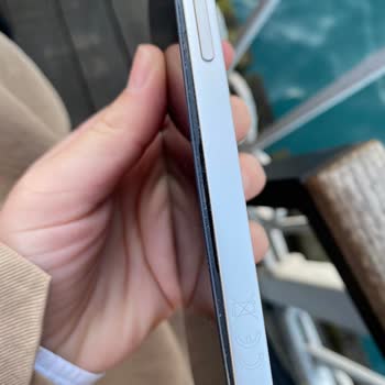 Batarya Şişmesi Ve Aşırı Isınma Nedeniyle İphone 13 Kullanılamaz