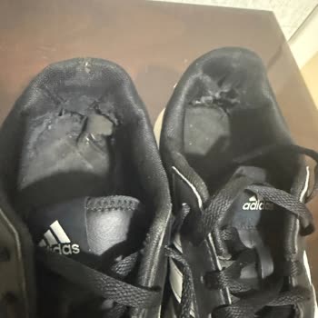 Adidas Ayakkabısının Erken Bozulması Ve Boyner’in Kullanıcı Hatası İddiası