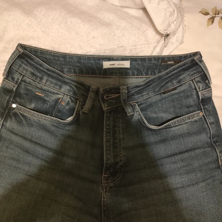 Mavi Jeans Pantolon Beden Bollaşması Nedeniyle Değişim Talebi