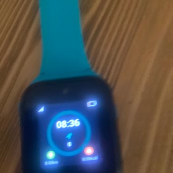 Şarj Süresi Çok Kısa Olan TCL Akıllı Saatte Kalite Sorunu