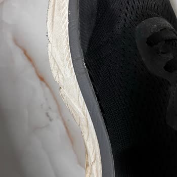 Skechers Ayakkabısının Kumaşının Tabandan Ayrılması Ve Mağazanın Değişim Reddine Karşı Şikayet