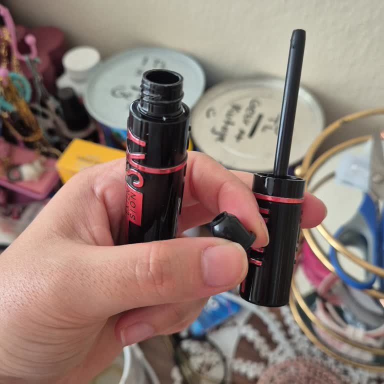 Maybelline New York Rimelin Kusurlu Çıkması