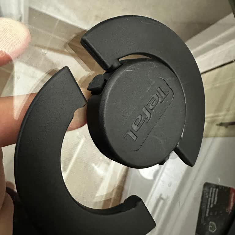 Tefal 6'lı Tencere Setinde Kulp Aniden Kırıldı