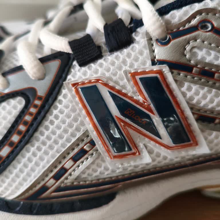 Elite Canlı Mezat’tan Sahte New Balance Ayakkabılar Ve İade Talebi