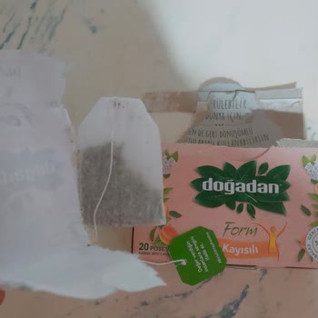 Doğadan Form Kayısı Çayında Poşet Hatası Nedeniyle Çay Dökülüyor