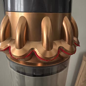 Dyson V15 Detect Süpürge Contalarında Patlama Ve Boru Dönen Sorununa Garanti Dışı Ücret Talebi