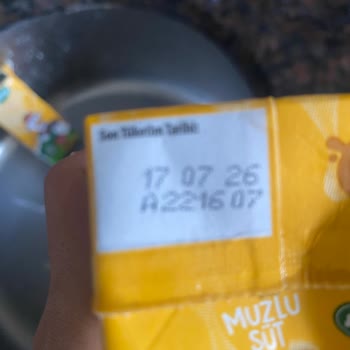 Sütaş Muzlu Sütte Görülen Mukus Benzeri Madde Ve Kesilmiş Süt Çocuk Sağlığını Tehdit Ediyor