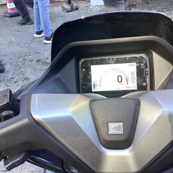 Honda PCX Dlx Gösterge Ekranında Çatlak Sorunu Ve Garanti Reddi
