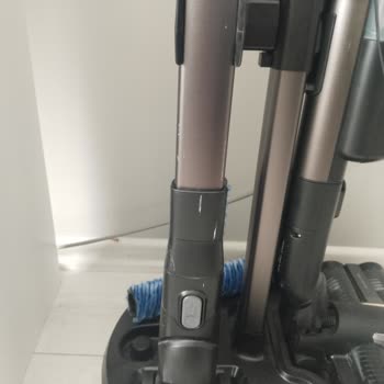 Philips Süpürgede Boya Dökülmesi Ve Garanti Kapsamında Çözüm Talebi