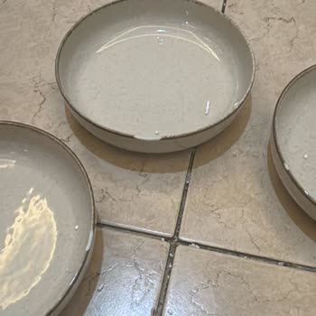 Kırık Çukur Yemek Tabağı İçin Yedek Parça Gönderilmedi