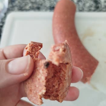 Torku Dana Sucukta Kıl Bulunması Ve Müşteri Hizmetlerinden Cevap Alınamaması