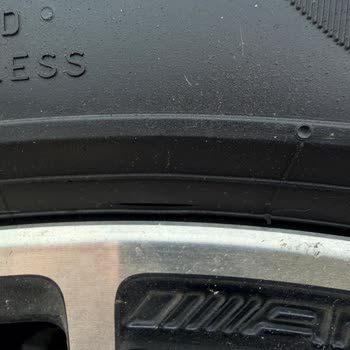 Pirelli Lastiğinde Erken Yırtılma Ve Cevapsız Müşteri Desteği