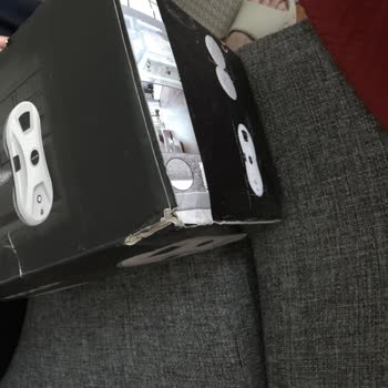 Açılmış Kutu Ve Cevapsız Satıcı Nedeniyle Cam Silme Robotu İade Talebi