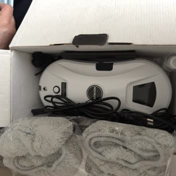 Açılmış Kutu Ve Cevapsız Satıcı Nedeniyle Cam Silme Robotu İade Talebi