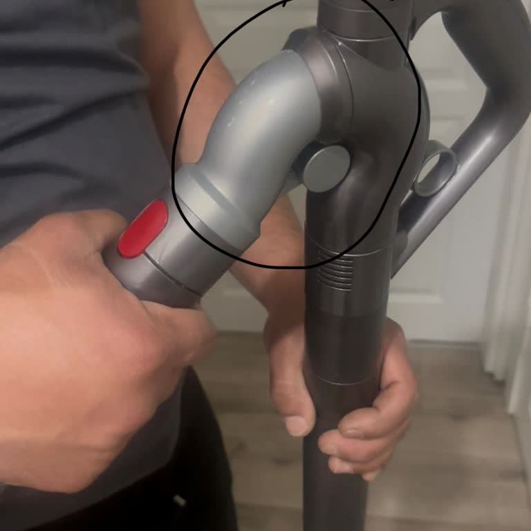Dyson Süpürge Garanti Sorunu İçin Teknosa Müşteri Hizmetleri Çözüm Sunmuyor