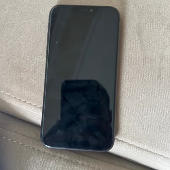 Kasko Kapsamındaki Yenilenmiş Telefonun Serviste 5.000 TL Ücret İddiası Ve Uzun Bekleme