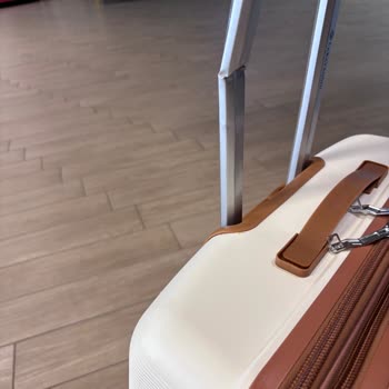 Southwind Airlines Чемодан Испорченный И Не Пригоден К Использованию после рейса Анталия–Краснодар