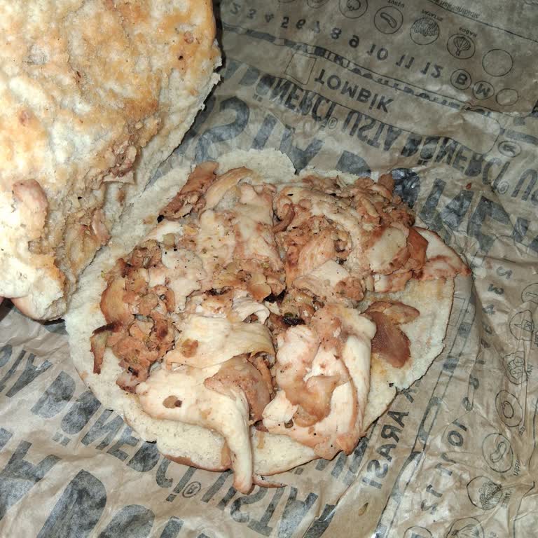 Et Döner Siparişim Sürekli Tavuk Olarak Gönderiliyor Ve İlgisiz Kalıyor