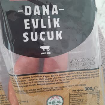 İzmir/Buca Şok Market ’te Satılan Sucukta Küf Ve Mantar Sorunu