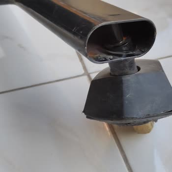 Garanti Dışı İşçilik Nedeniyle Yeni Alınan Scooter Çocuk Kullanımında Kırıldı