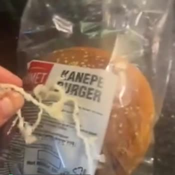 A101 Nimet Kanepe Burgerden Çıkan İp