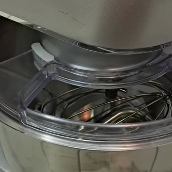 Hasarlı Ve Eksik Parçalı Mutfak Şefi Teslim Alındı, Garanti Kapsamında Değişim İsteği