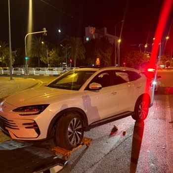 BYD Airbags Deployed And Electrical System Failed After Low-Speed Accident