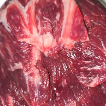 File Market Kozlu’da Satın Alınan Dana But Etinde Saç Teli Görüldü