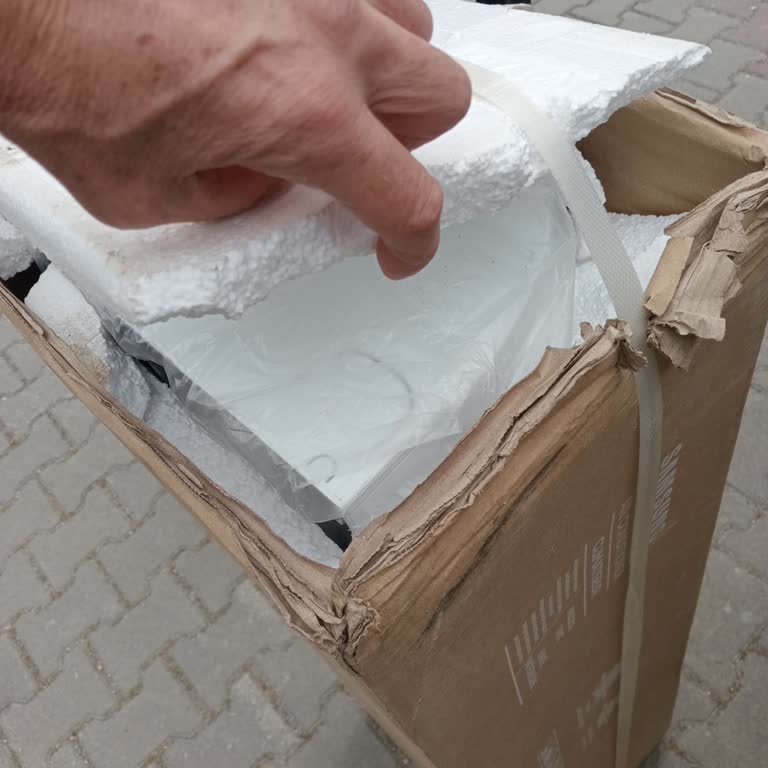 Hepsiburada'da Sistemde Teslim Edildi Görünen Ürün Teslim Edilmedi Ve Hasarlı