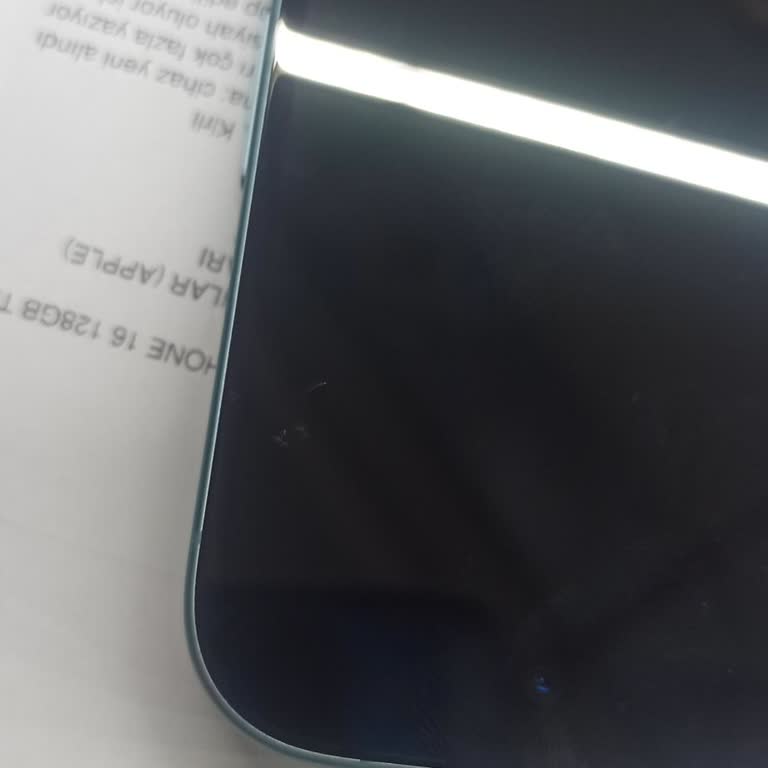 Media Markt'tan Aldığım Akıllı Telefonun Donma Ve Çizik Sorunu Servis Tarafından Kabul Edilmiyor