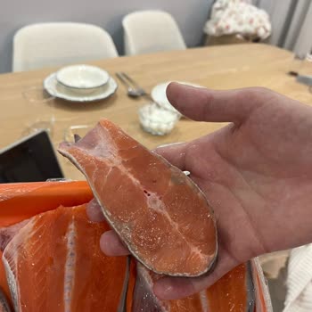 Anpa Gross’ta Bayat Somon Satışı Sağlık Ve Güven Riskine Dönüştü