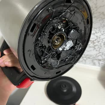 Arçelik Çaycısının Otomatik Kapanma Özelliği Çalışmadı, Yangın Riski Oluşturdu