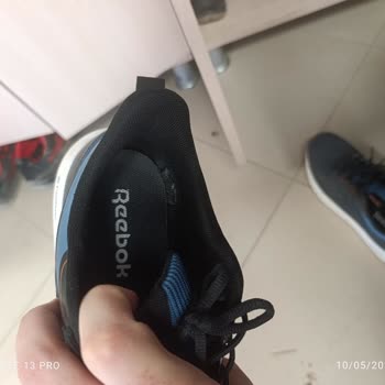 İç Astar Açılan Reebok Ayakkabı İçin Değişim Talebi
