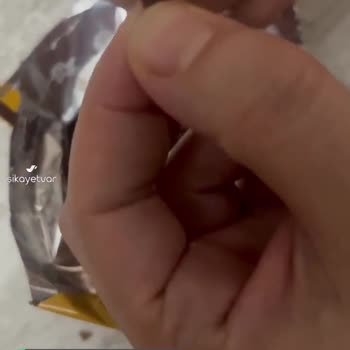 Torku Favorimo Kek İçinden Yabancı Cisim Çıktı