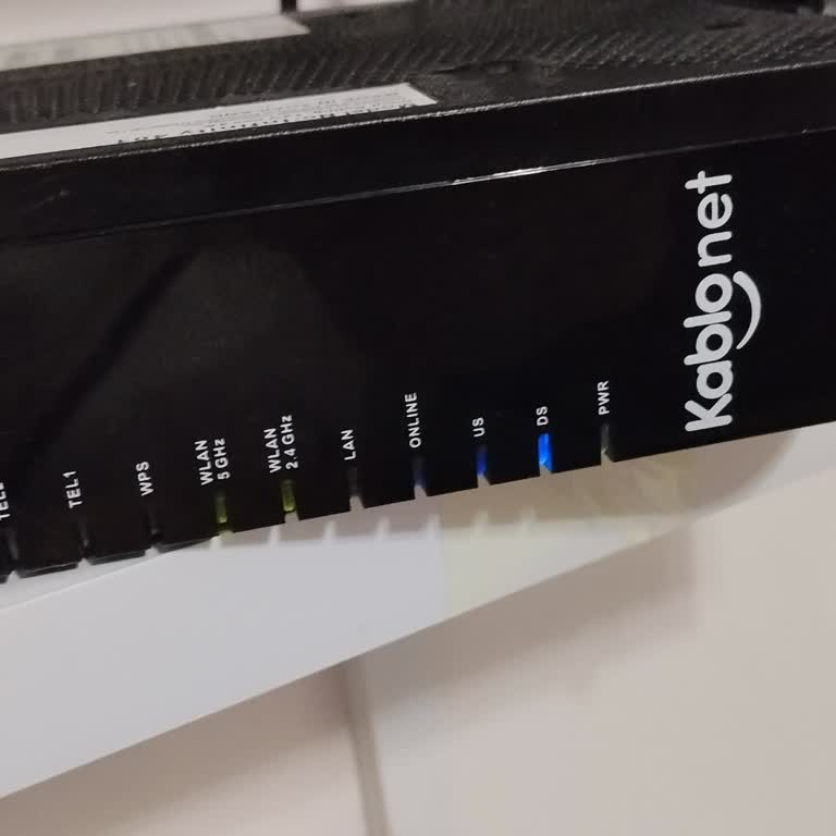 Kablo Net Modeminde Sürekli İnternet Kopması Ve Cevapsız WhatsApp Desteği