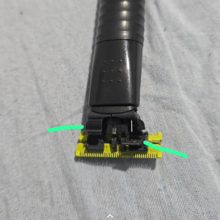 Philips Oneblade Bıçaklarının Plastik Bağlantı Noktaları Dayanıksız Ve Sürekli Kırılıyor