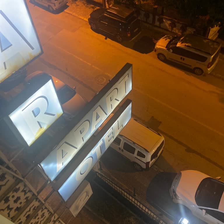 Acar Apart Saygısız Ve Baskıcı Resepsiyon Davranışı