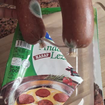 Açılmamış Sucuğun Küflenmesi Torku’da Hayal Kırıklığı Ve Kalite Sorunu