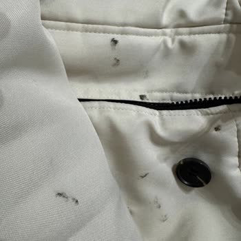 Hoover Çamaşır Makinesinde Siyah Lekeler Ve Ürün Değişimi Talebi