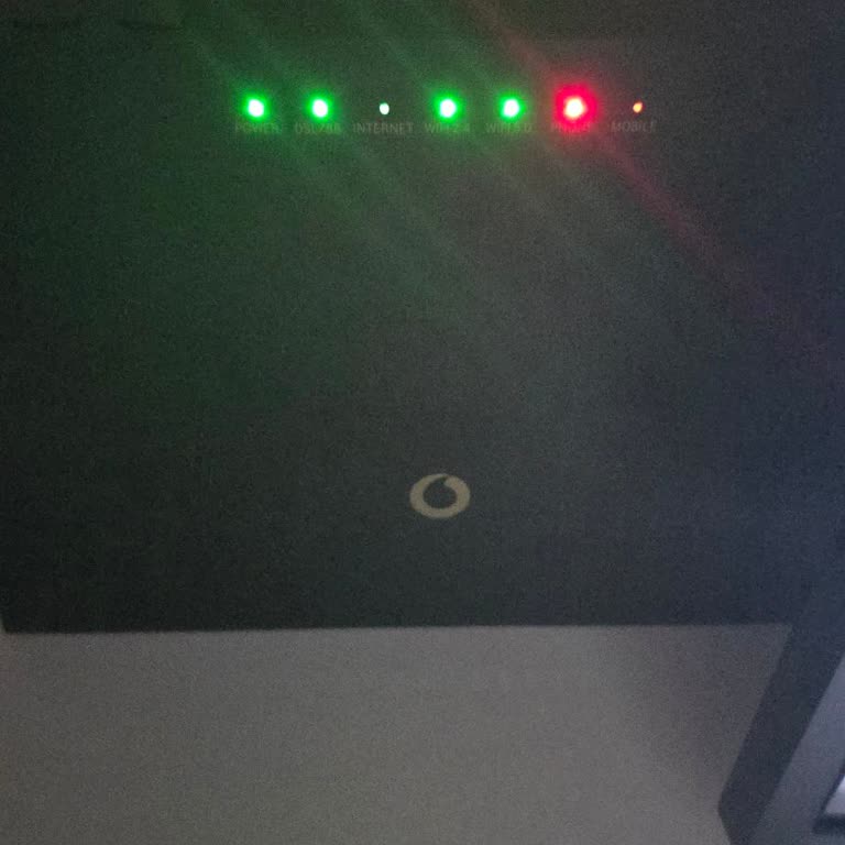 Gece Saatlerinde Sürekli İnternet Kesintileri Ve Mağduriyet Yaratan Müşteri Hizmeti İhmali