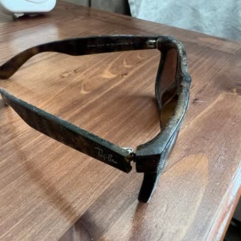 Rayban Gözlüğümde Çerçeve Ve Kaplama Soyulması Üretim Kalitesi Şikayeti