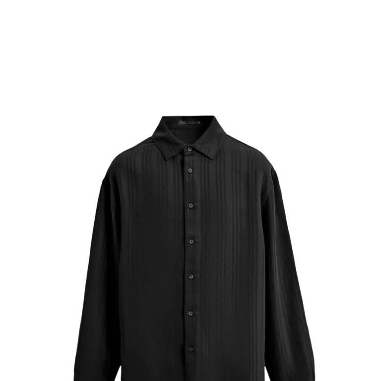 Zara’da Kalite Düşüşü: Üç Giyişte Kol Yırtılması Güveni Sarsıyor