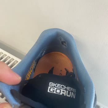 Skechers Ayakkabısının Üç Ayda Tabanda Ve Ökçede Yırtılması, Üretim Hatası Şikayeti