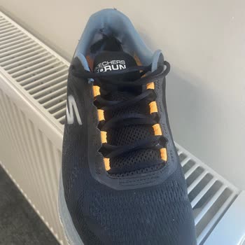 Skechers Ayakkabısının Üç Ayda Tabanda Ve Ökçede Yırtılması, Üretim Hatası Şikayeti