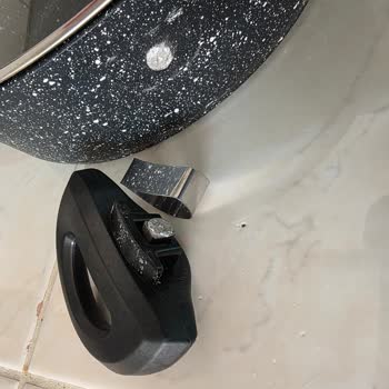 Sapı Kaynak Yerinden Kırılan Tencere Güvenlik Riski Ve Garanti Değişimi Talebi