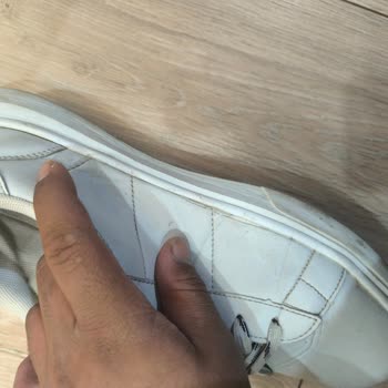 Üretim Hatası Olan Spor Ayakkabının Açılma Sorunu Mağaza Tarafından Red Edildi