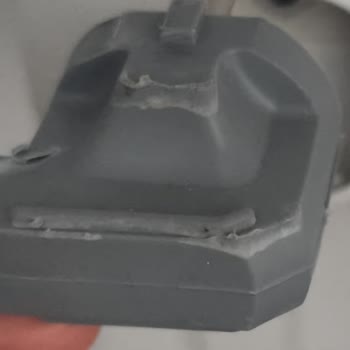 Defolu Buzdolabı, Hatalı Servis Ve Red Edilen Telafi Talebi